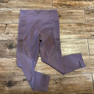🏃‍♀️ Lululemon Mesh in Motion Crop Leggings - 23” Inseam - Purple -Side …
